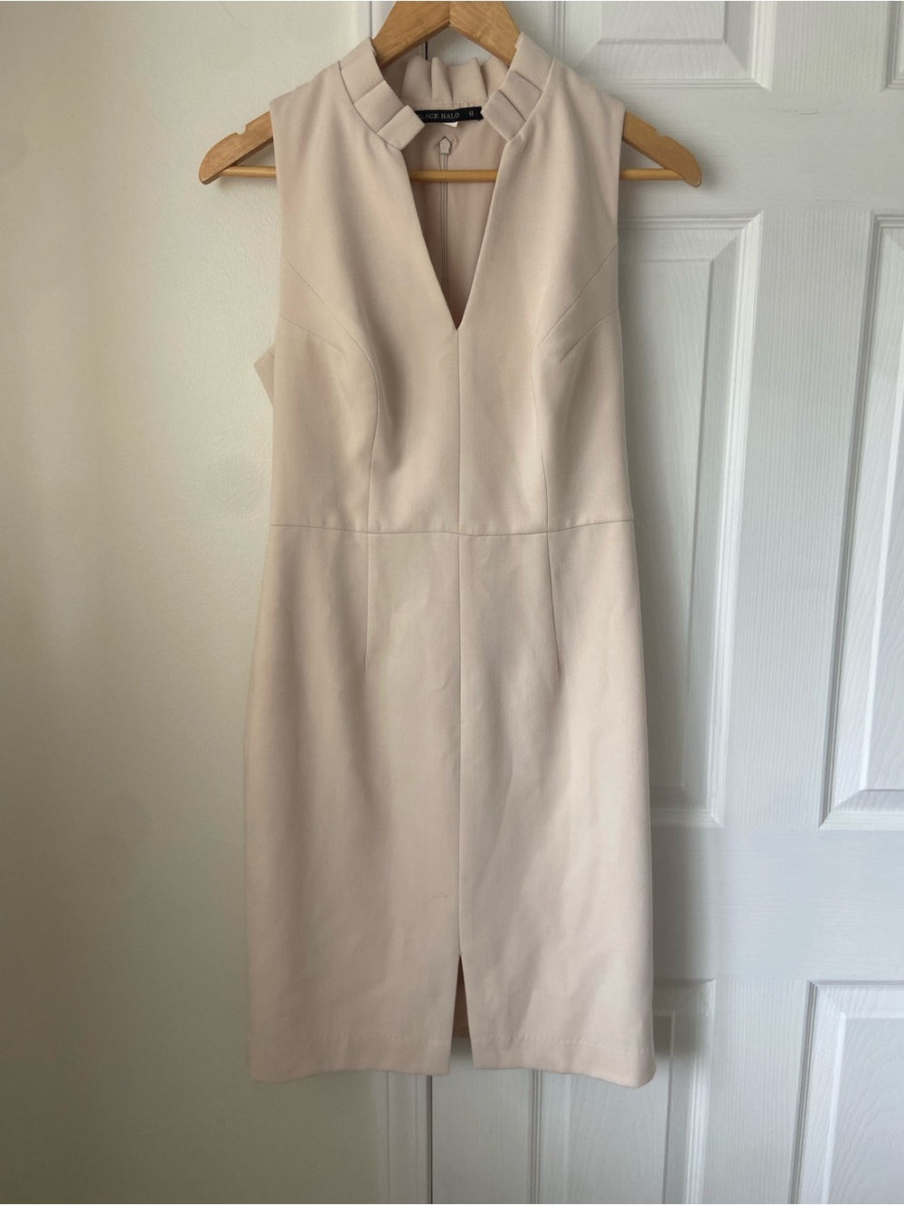 Black halo Antoinette, mini dress blush pink size 8